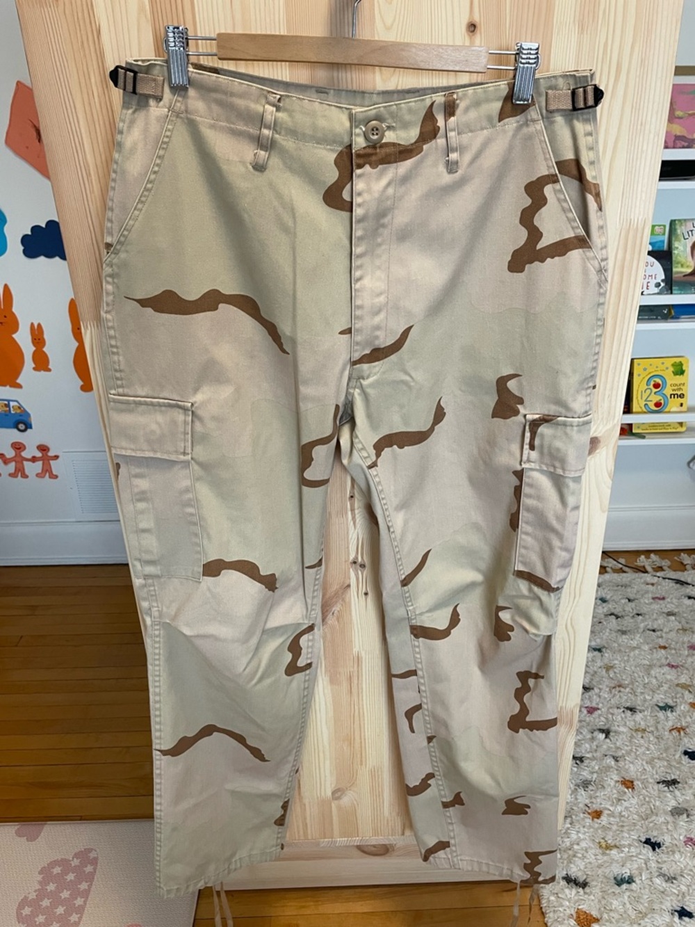 Men's Desert Camo Cargo Pants - Tan